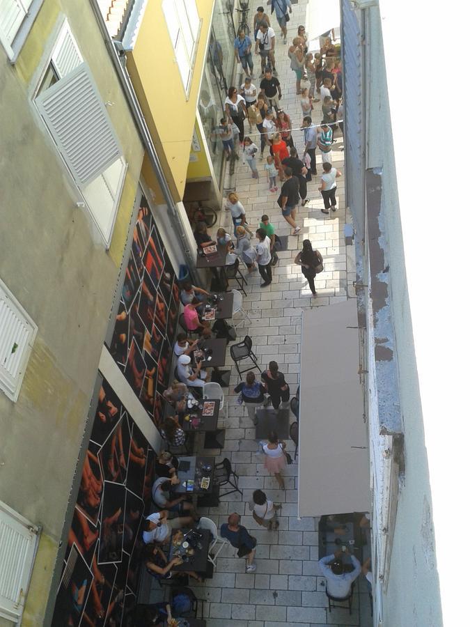 Nena Center *